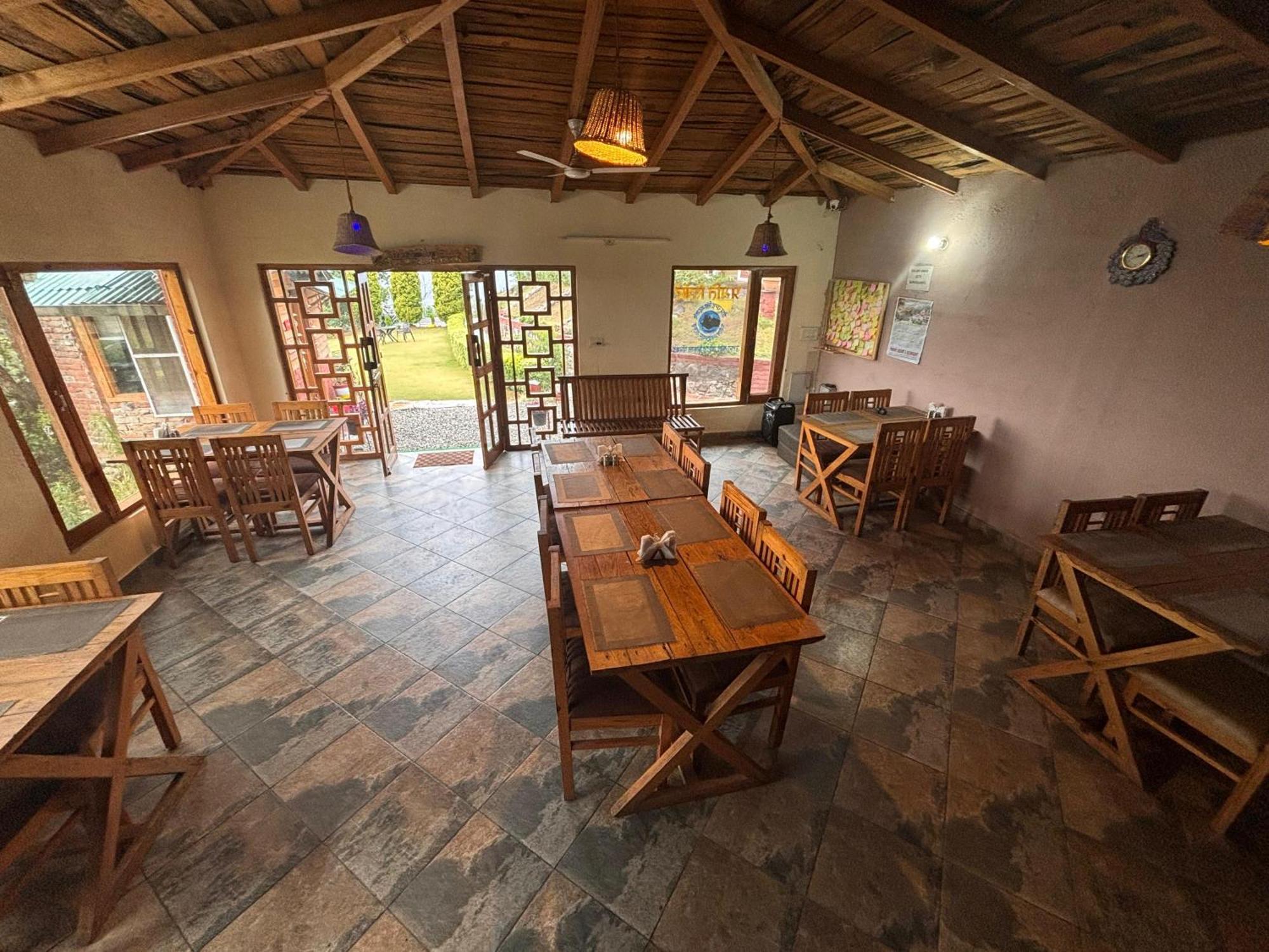 Pragati Resort & Restaurant- Eden Of Kumaon Bhowali Exterior foto